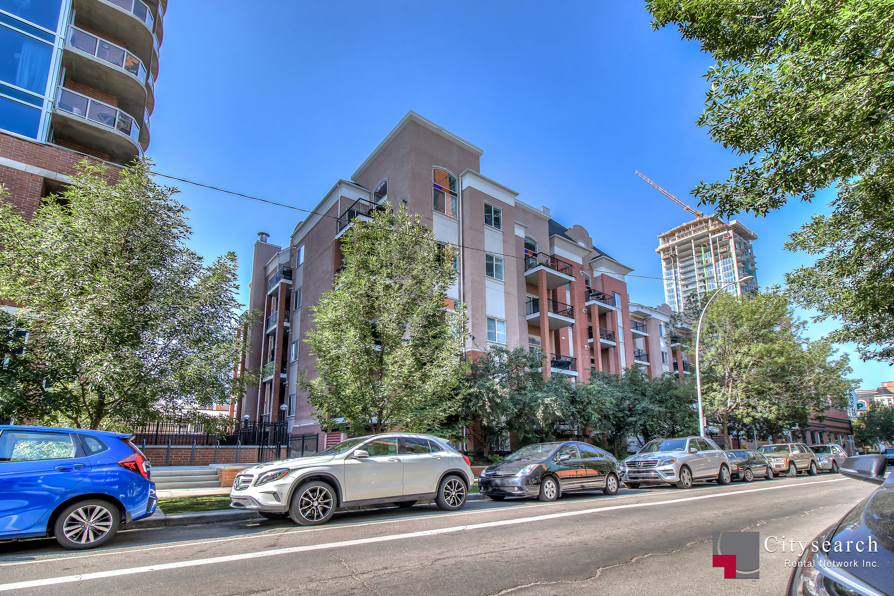 206, 881 15 Avenue SW - 1